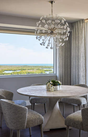 64b18eab11553d5e44f038fe